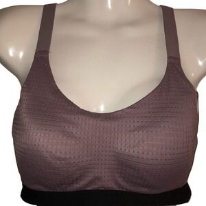 Victoria Sport bra 32B lightly padded shape perforated texture crisscross strap‎